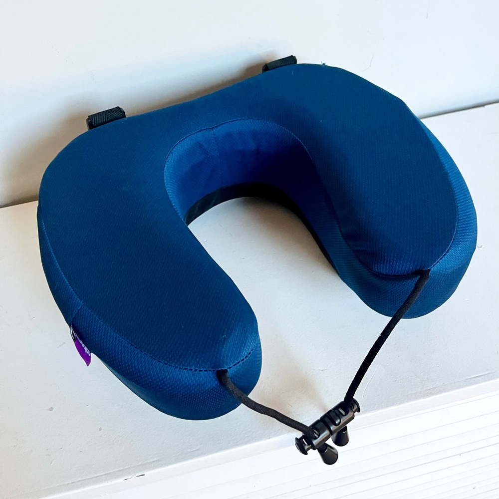 Cabeau Travel Neck Memory foam Support Pillow